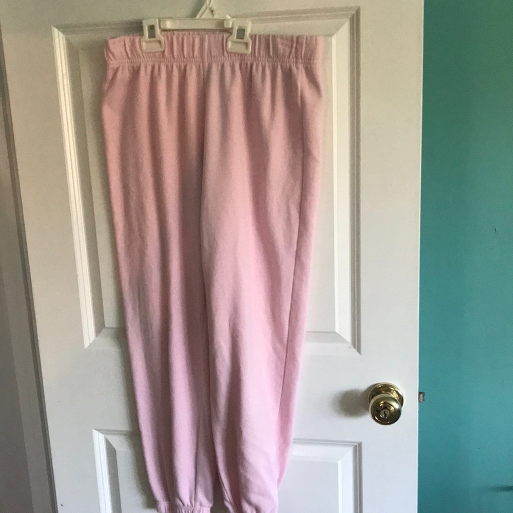 Very soft lazy pants in size medium.